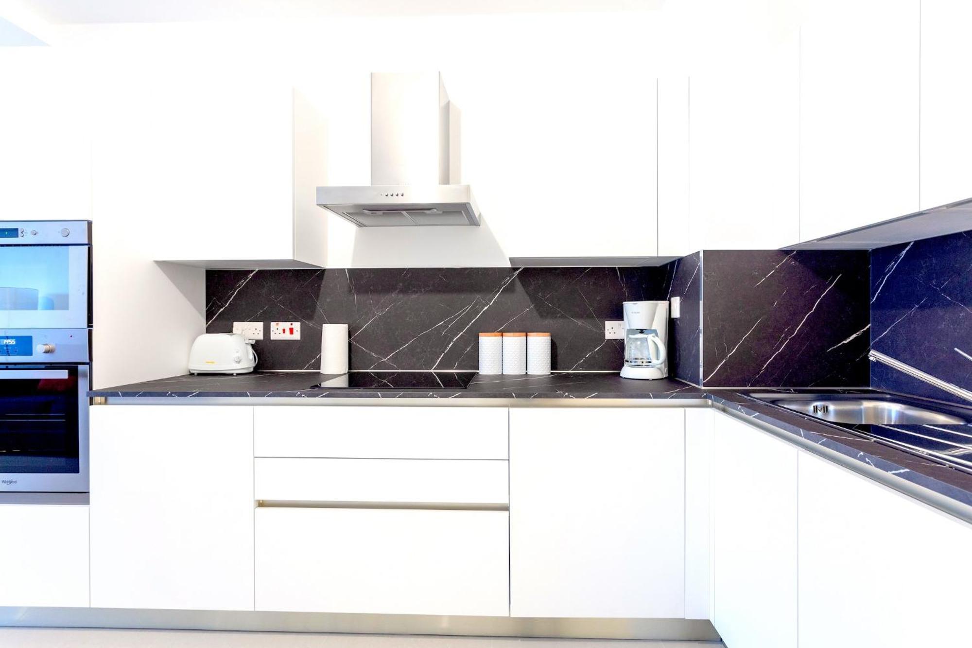 Saint Julian'S - Seafront Cityapartmentstay Eksteriør billede